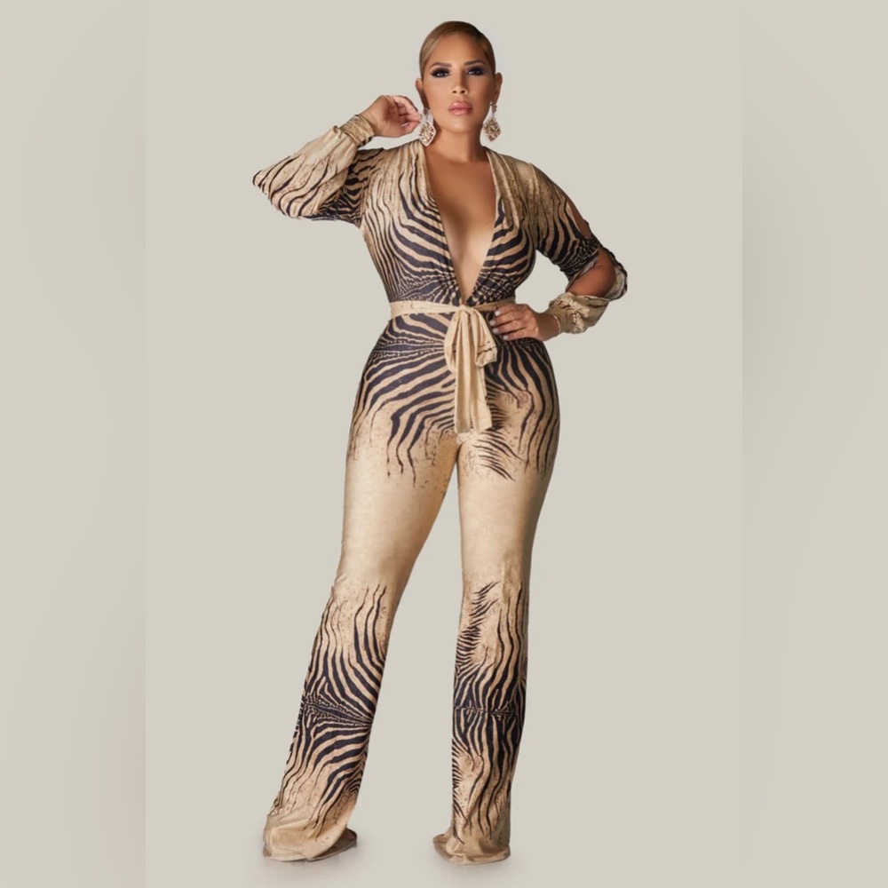 NWOT Zebra Print Wide Leg Jumpsuit